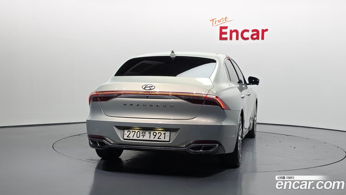 Hyundai Grandeur 2022