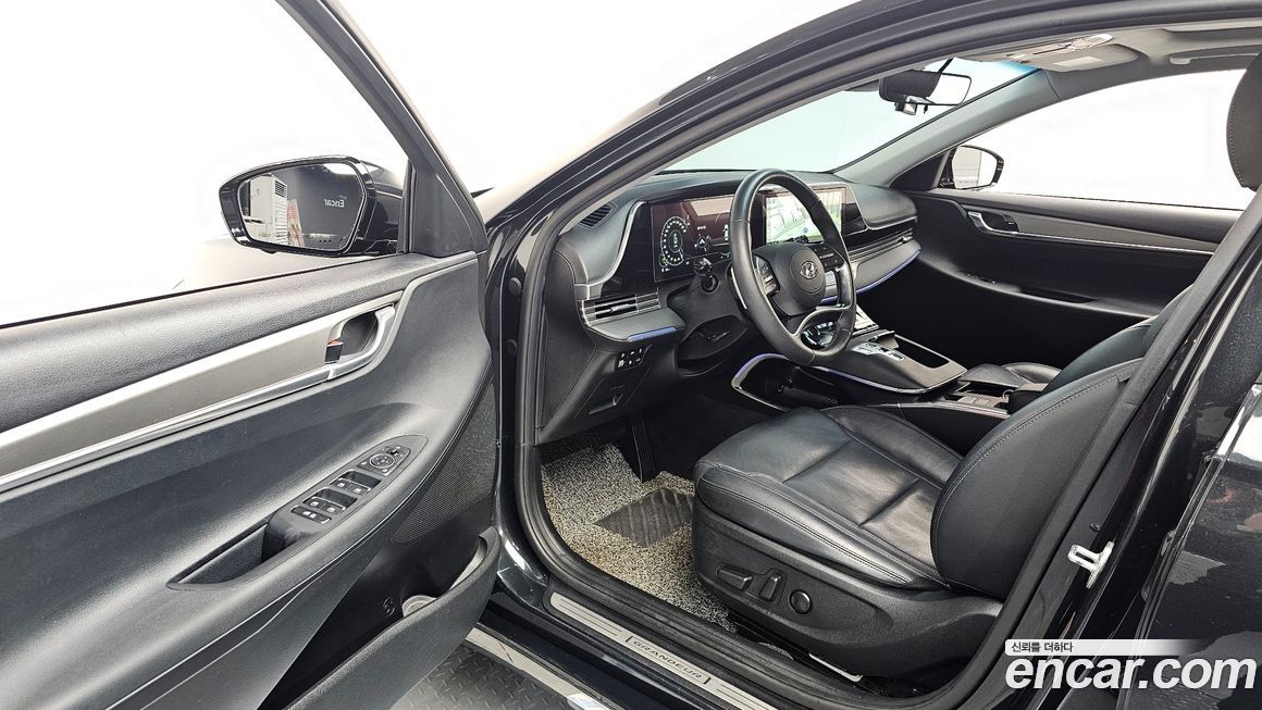 Hyundai Grandeur 2022