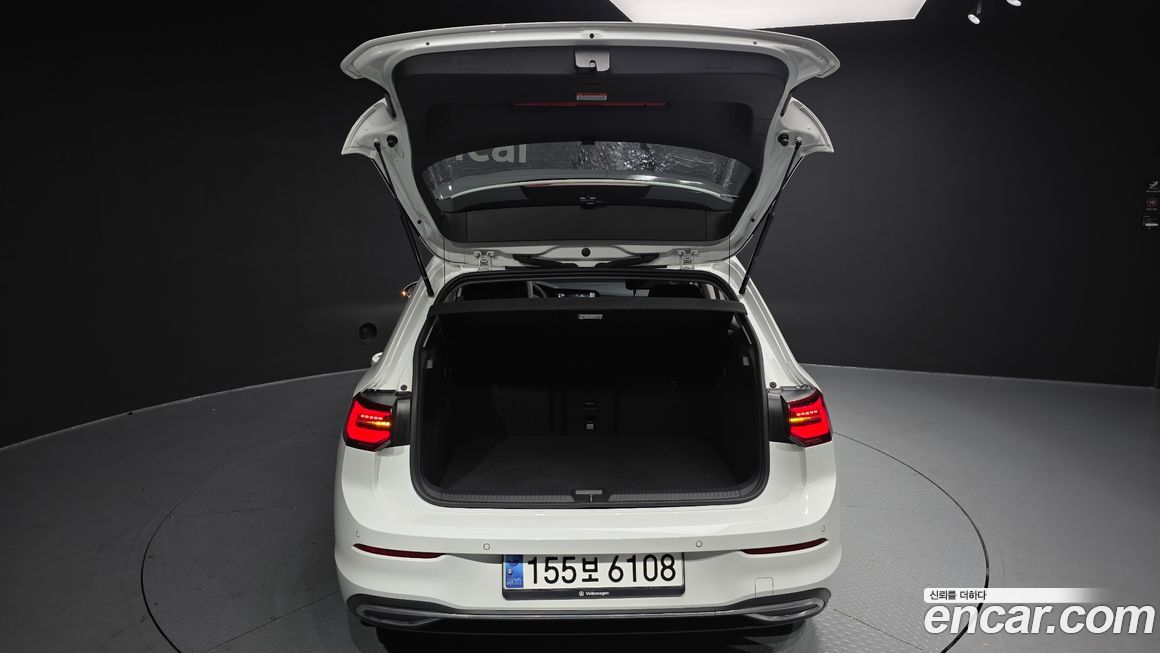 Volkswagen Golf 2023