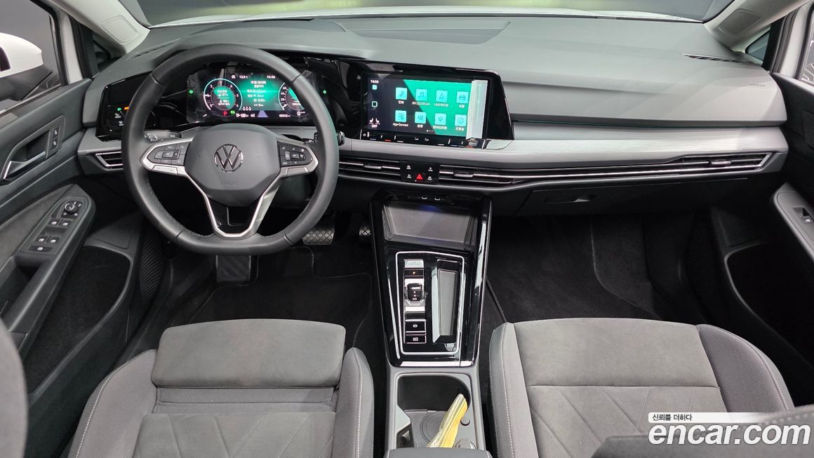 Volkswagen Golf 2023