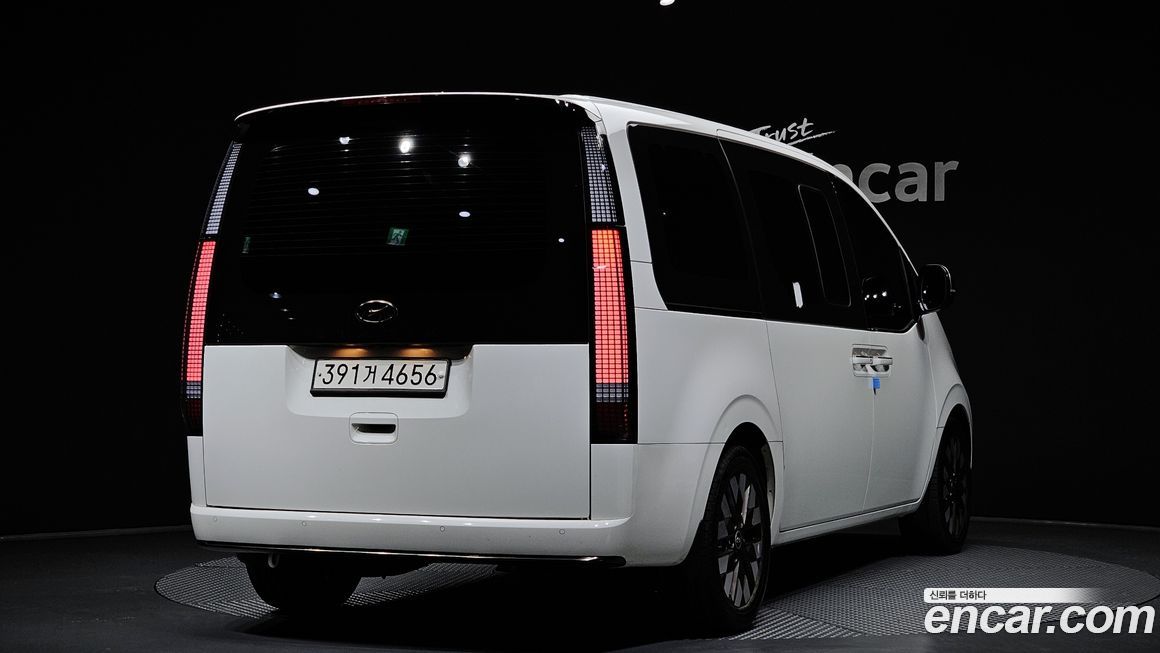 Hyundai Staria 2022