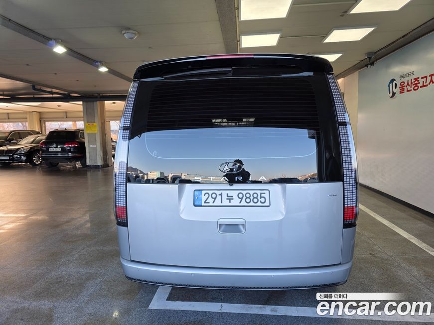 Hyundai Staria 2024