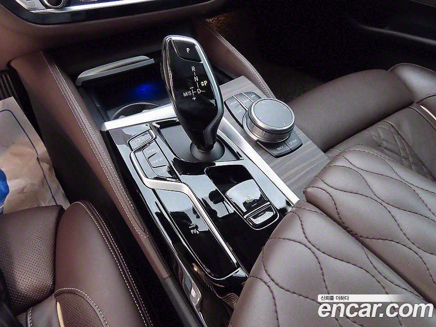 BMW 5-Series 2021