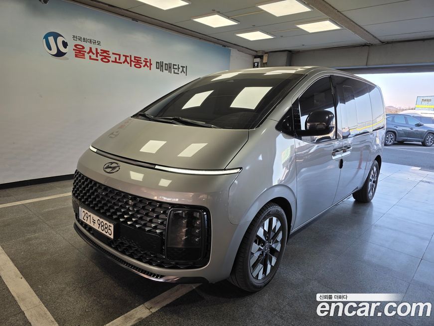 Hyundai Staria 2024