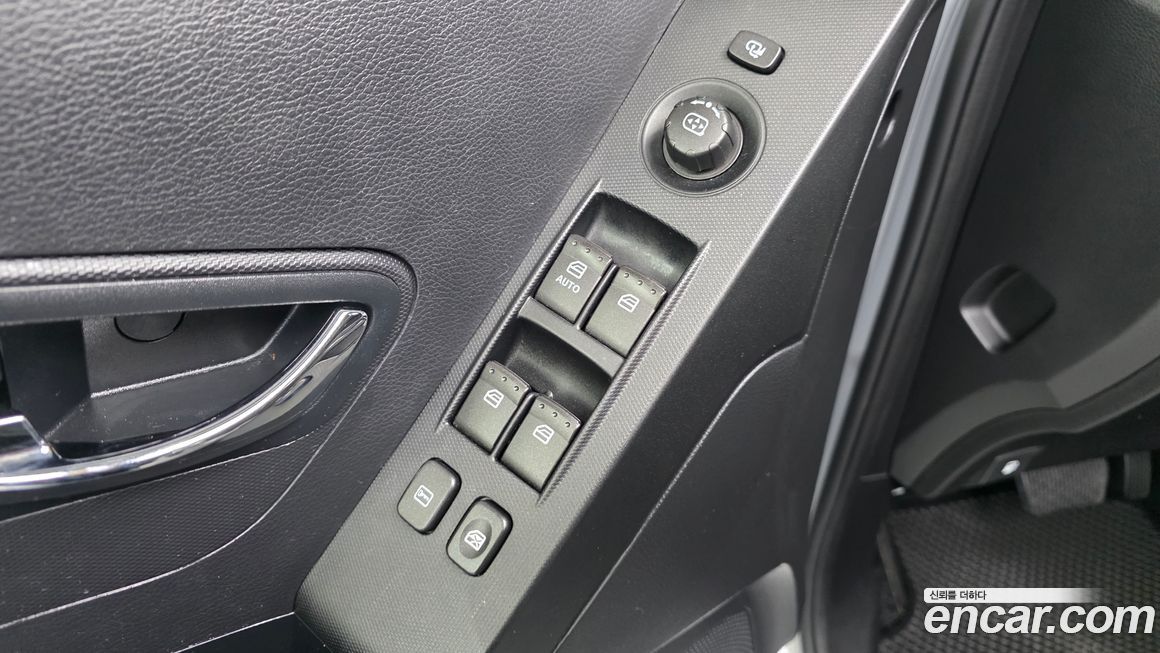 KG_Mobility_Ssangyong KORANDO 2012