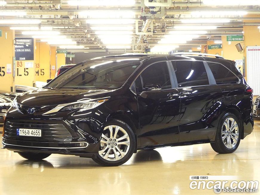 Toyota Sienna 2023