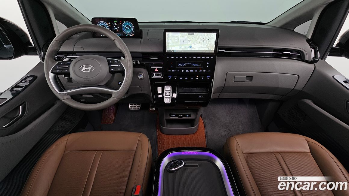 Hyundai Staria 2025