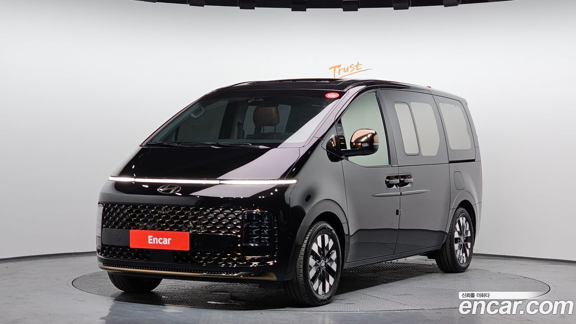 Hyundai Staria 2025