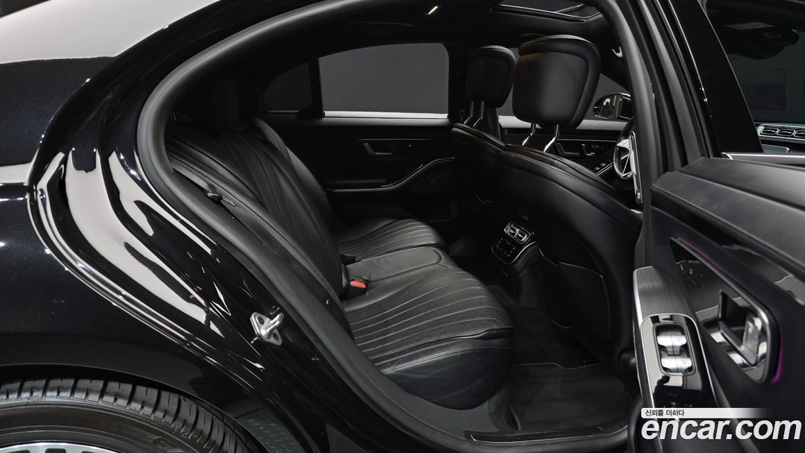 Mercedes-Benz S-Class 2022