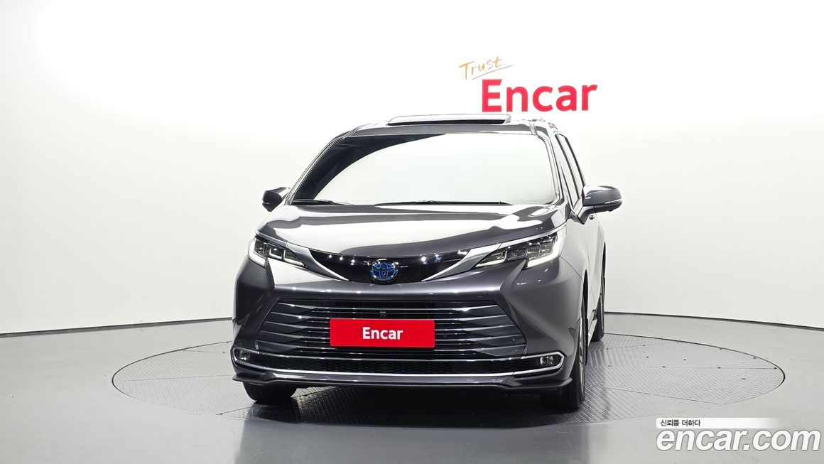 Toyota Sienna 2025