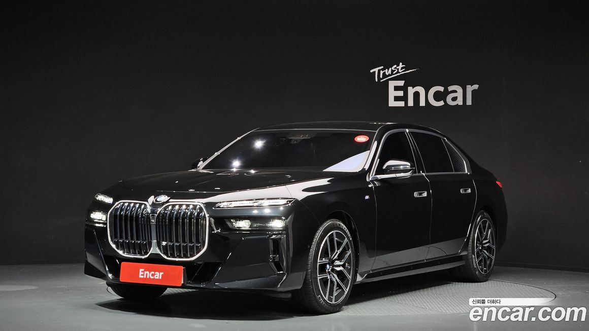 BMW 7-Series 2024