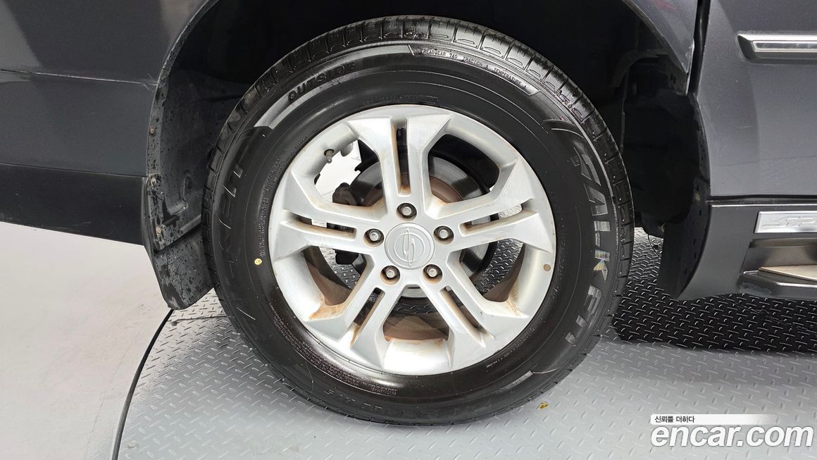 KG_Mobility_Ssangyong KORANDO 2012