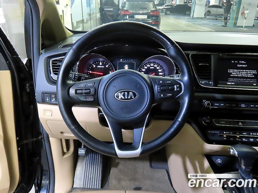 Kia Canival 2018