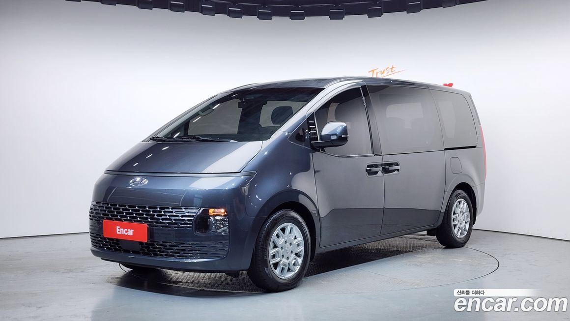 Hyundai Staria 2022