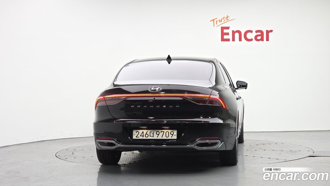 Hyundai Grandeur 2022