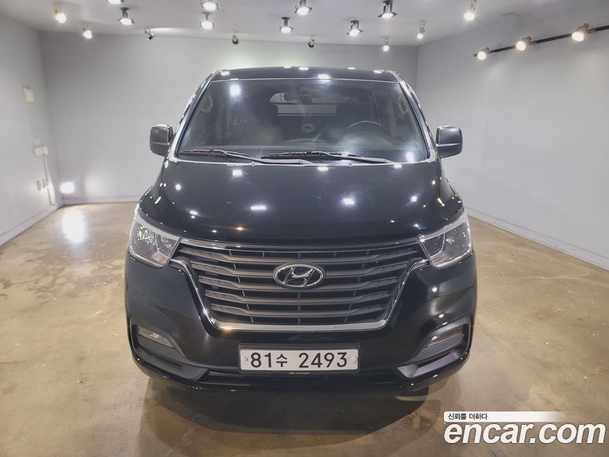 Hyundai Starex 2021