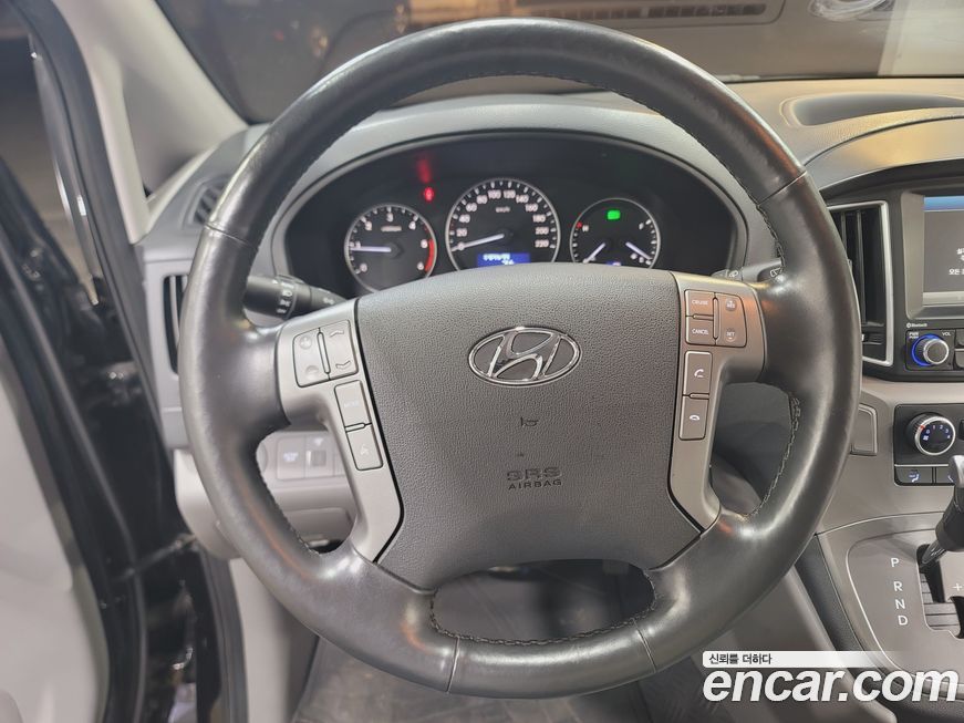 Hyundai Starex 2021