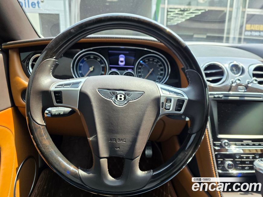 Bentley Continental 2014