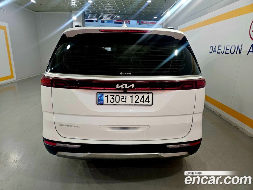 Kia Canival 2023