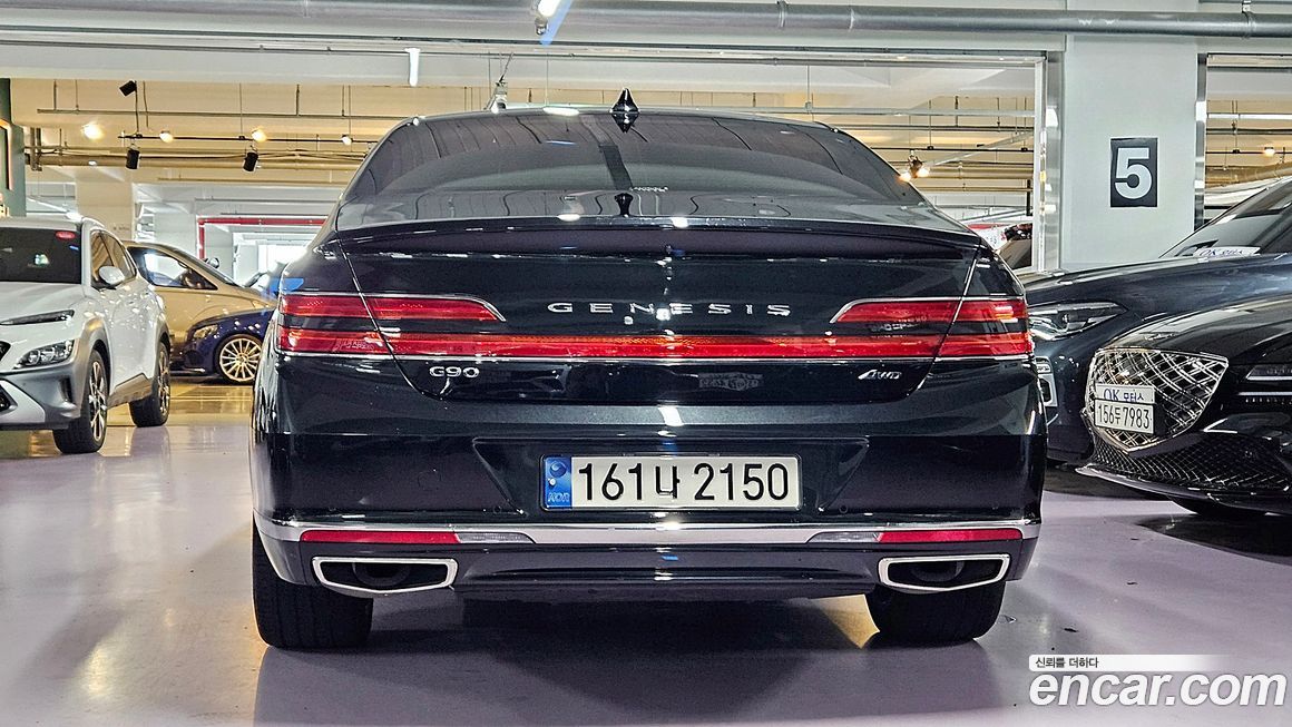 Genesis G90 2021