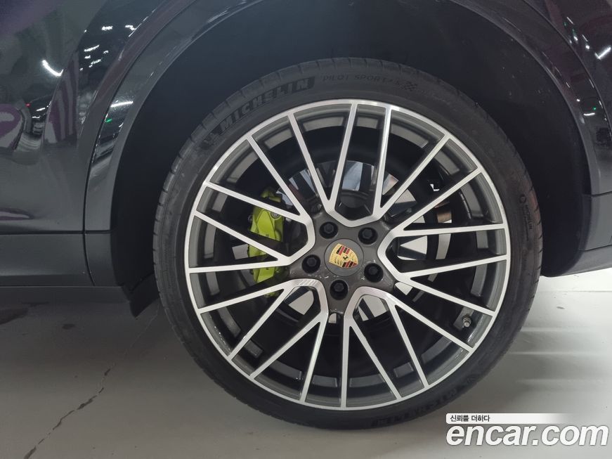 Porsche Cayenne 2020