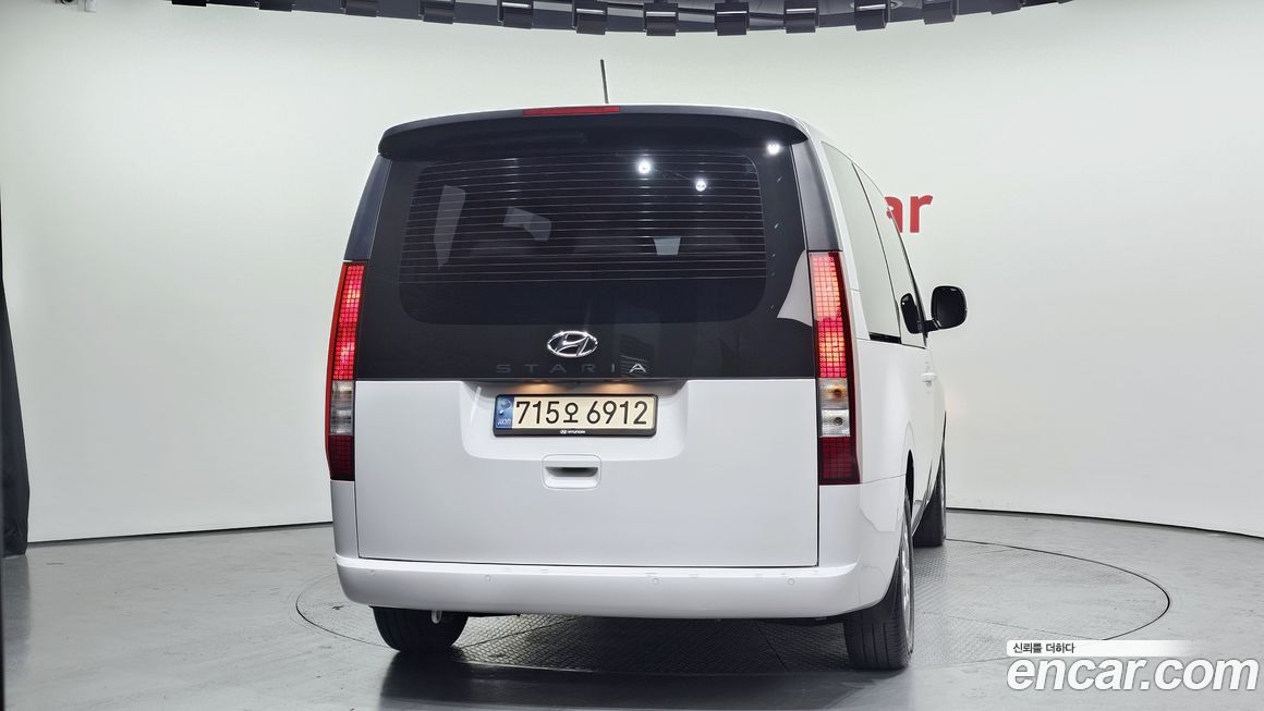 Hyundai Staria 2023