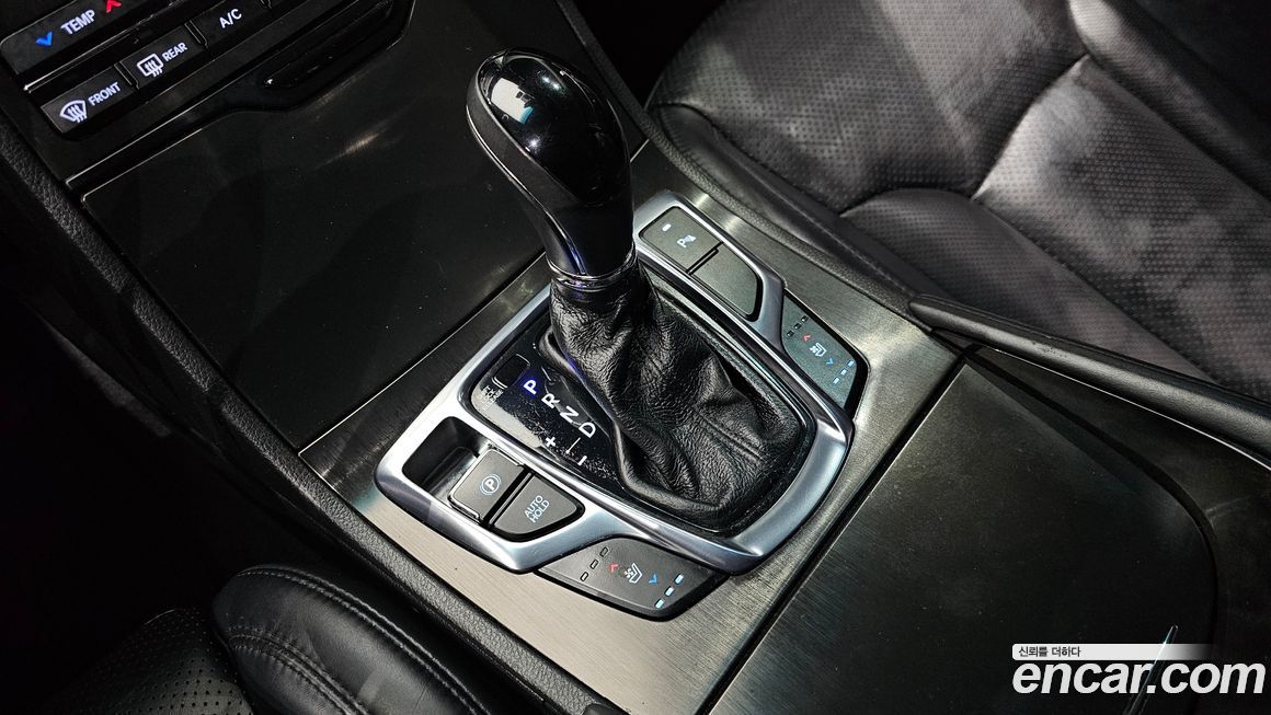 Hyundai Grandeur 2016