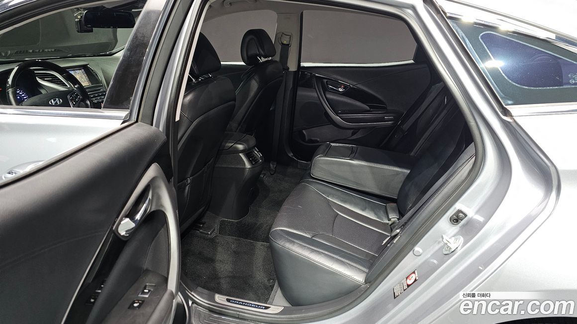 Hyundai Grandeur 2016