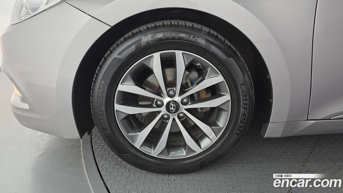 Hyundai Grandeur 2012