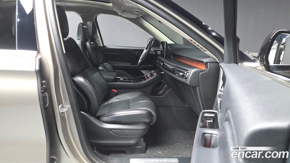 Lincoln Aviator 2021