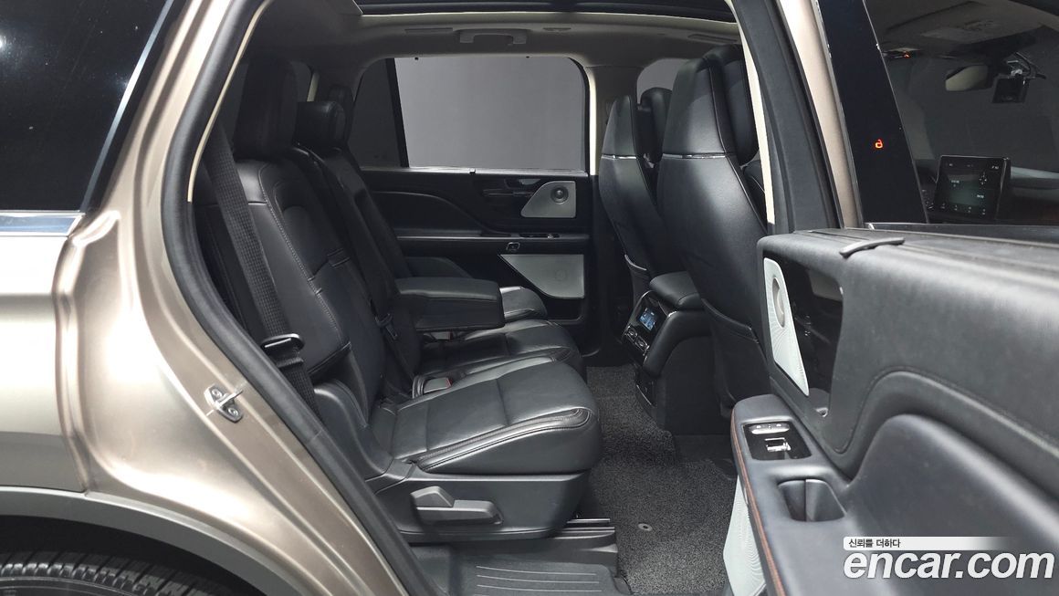 Lincoln Aviator 2021