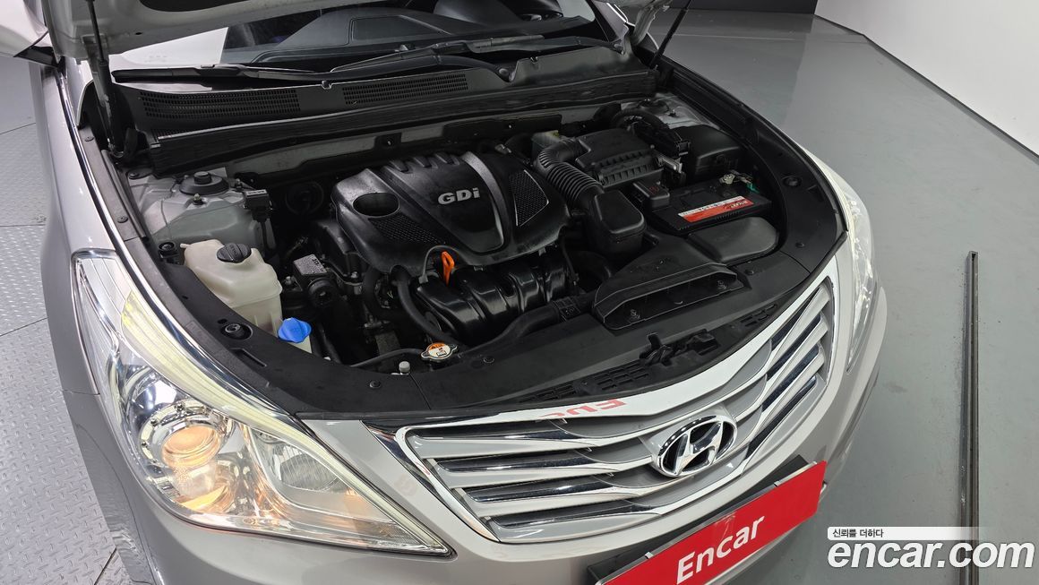 Hyundai Grandeur 2012