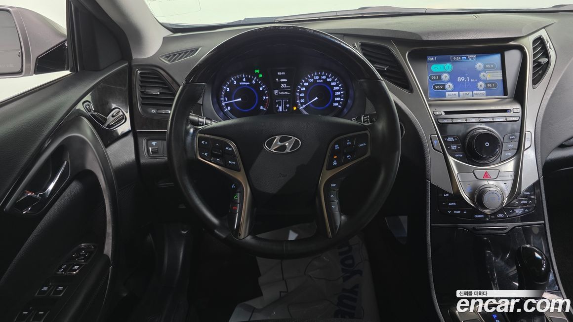 Hyundai Grandeur 2012