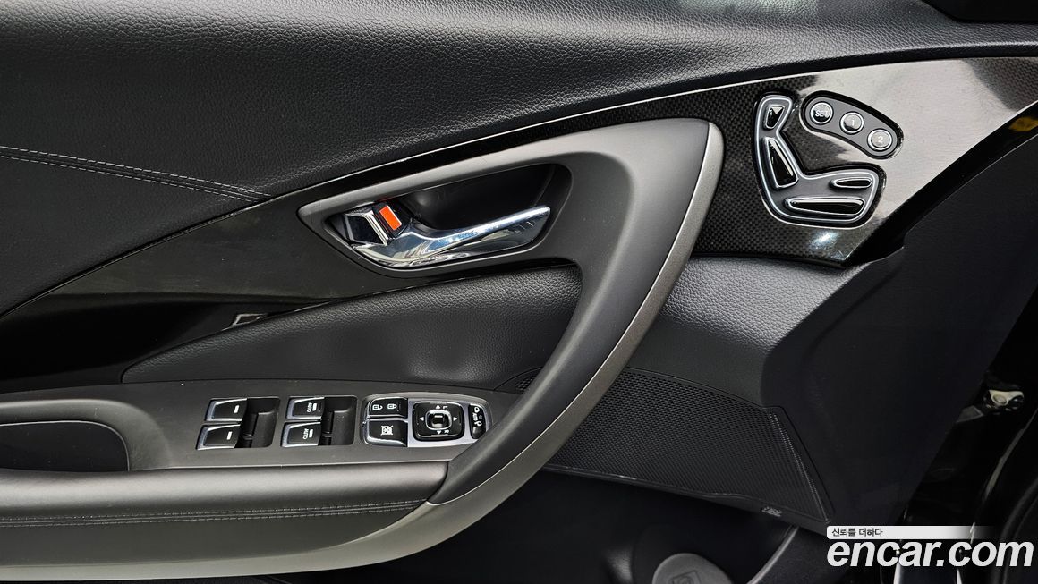 Hyundai Grandeur 2016