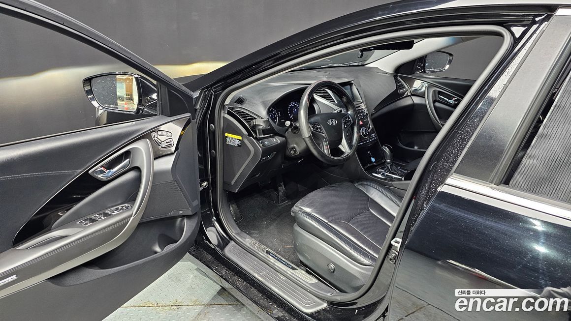 Hyundai Grandeur 2016