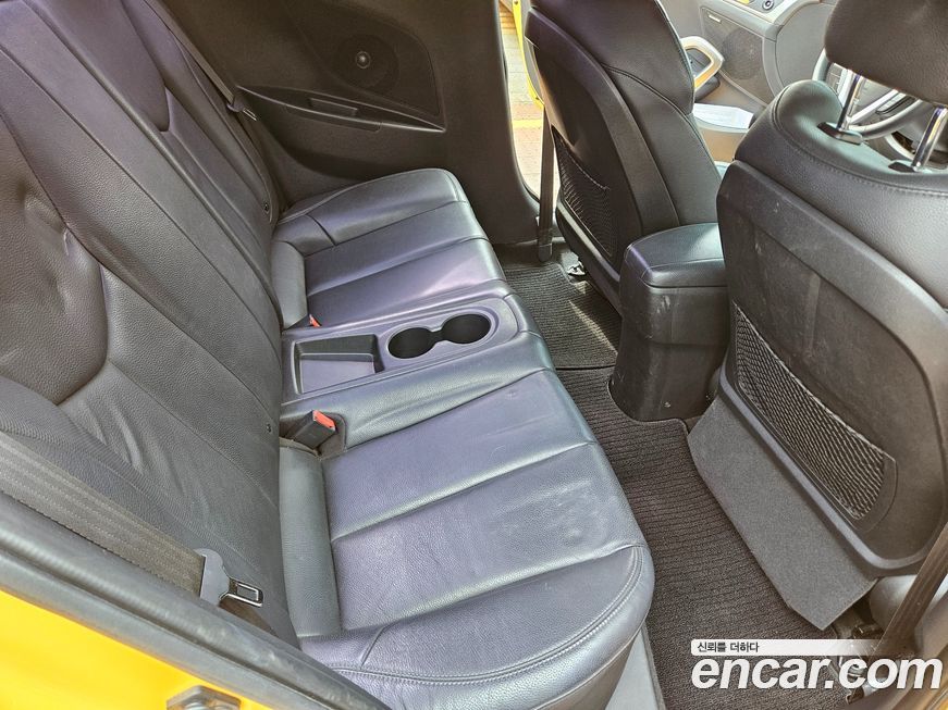 Hyundai Veloster 2012