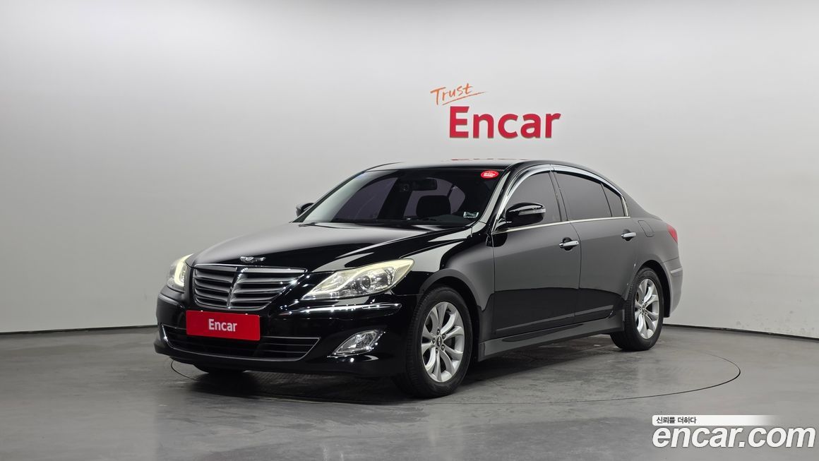 Hyundai Genesis 2013