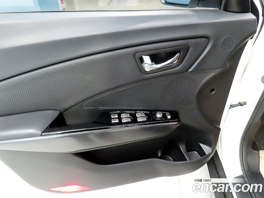 KG_Mobility_Ssangyong TIBOLI 2017