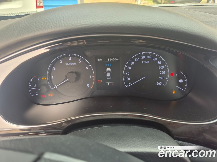Hyundai Genesis 2013