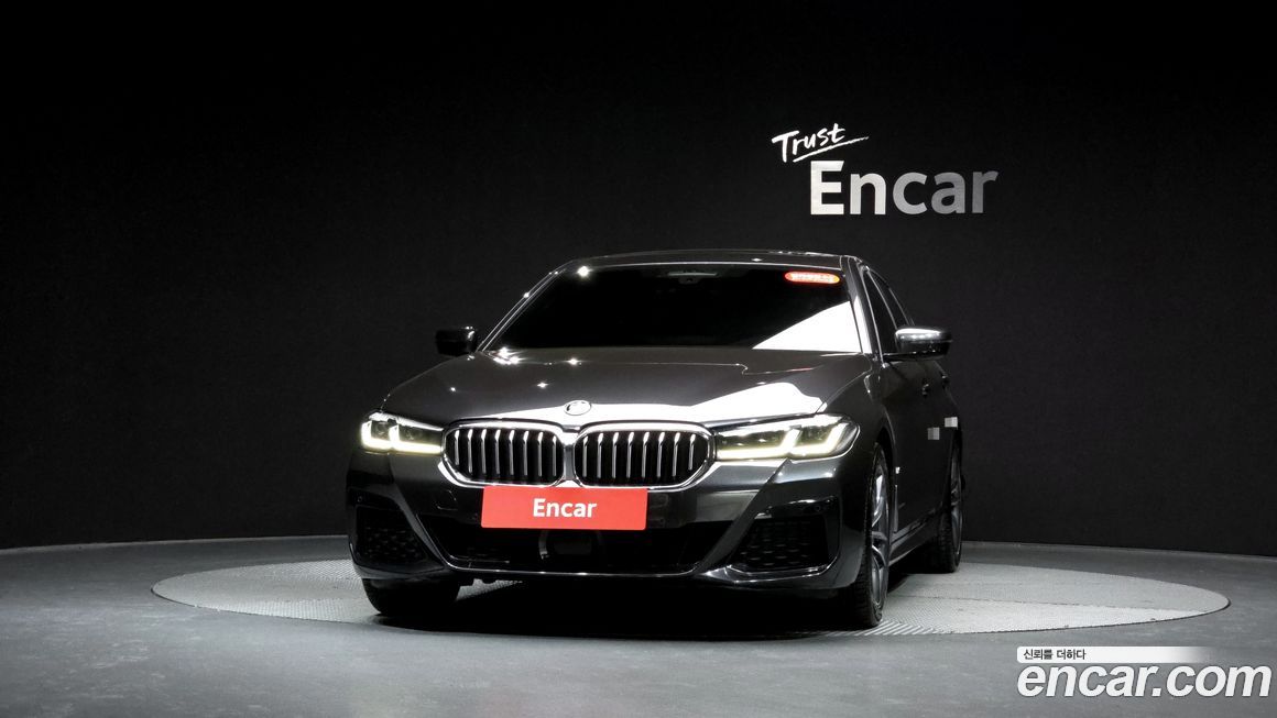 BMW 5-Series 2021