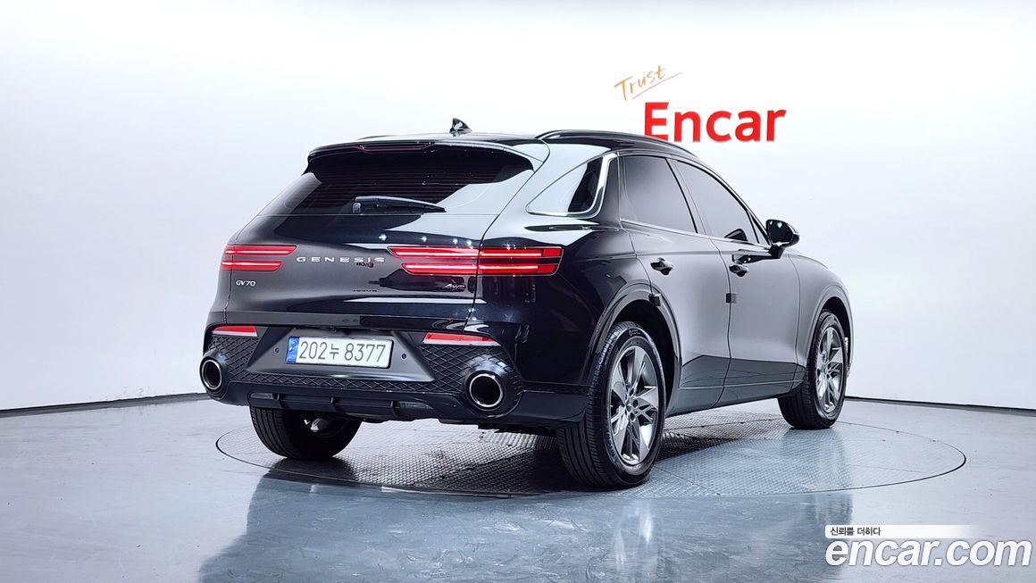 Genesis GV70 2024