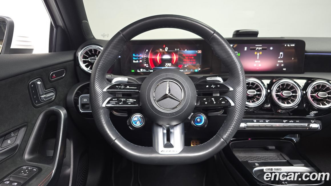 Mercedes-Benz A-Class 2024