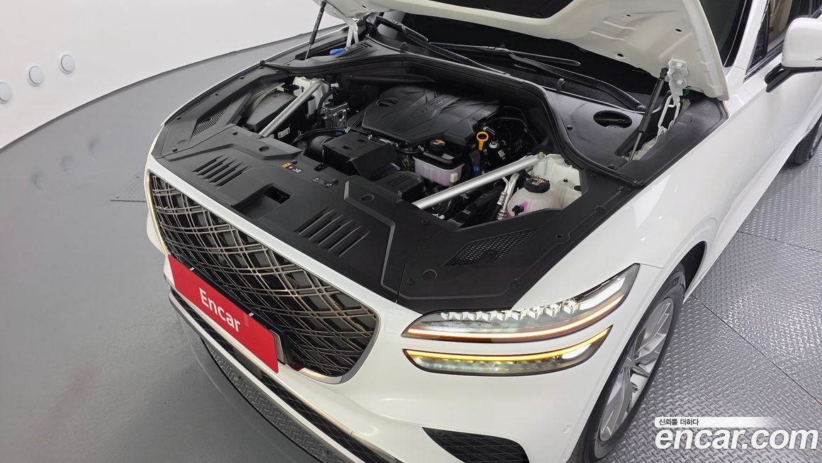 Genesis GV70 2025