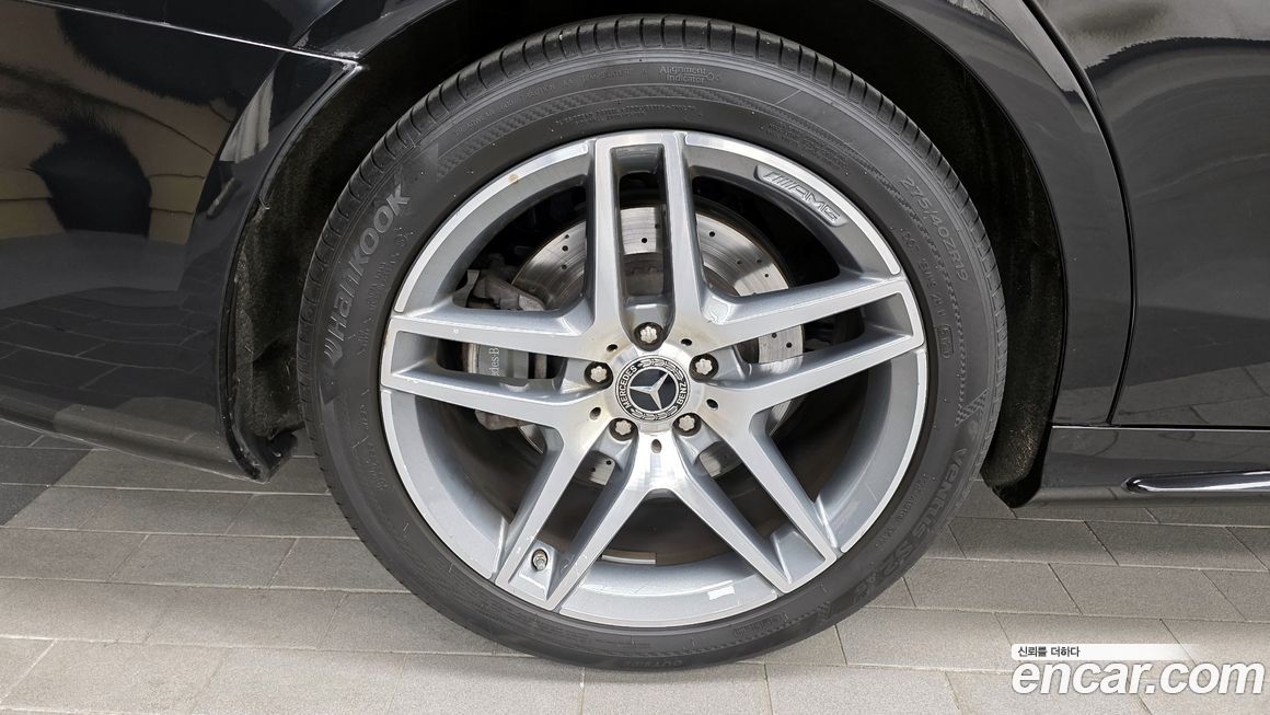 Mercedes-Benz S-Class 2020