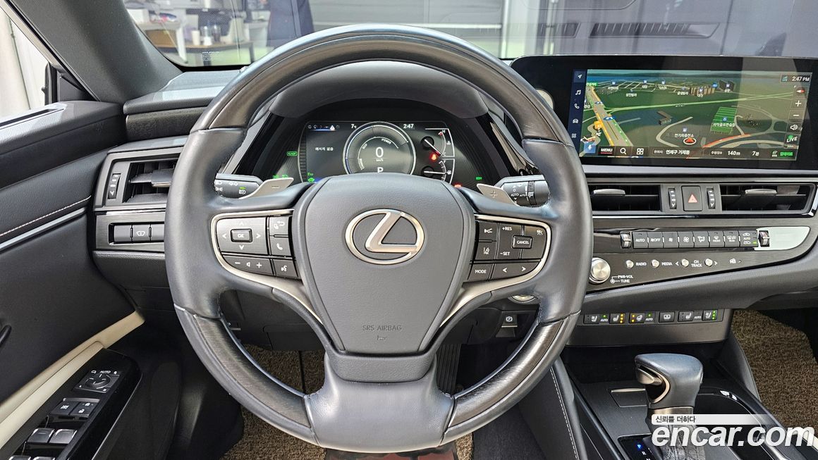 Lexus ES 2023