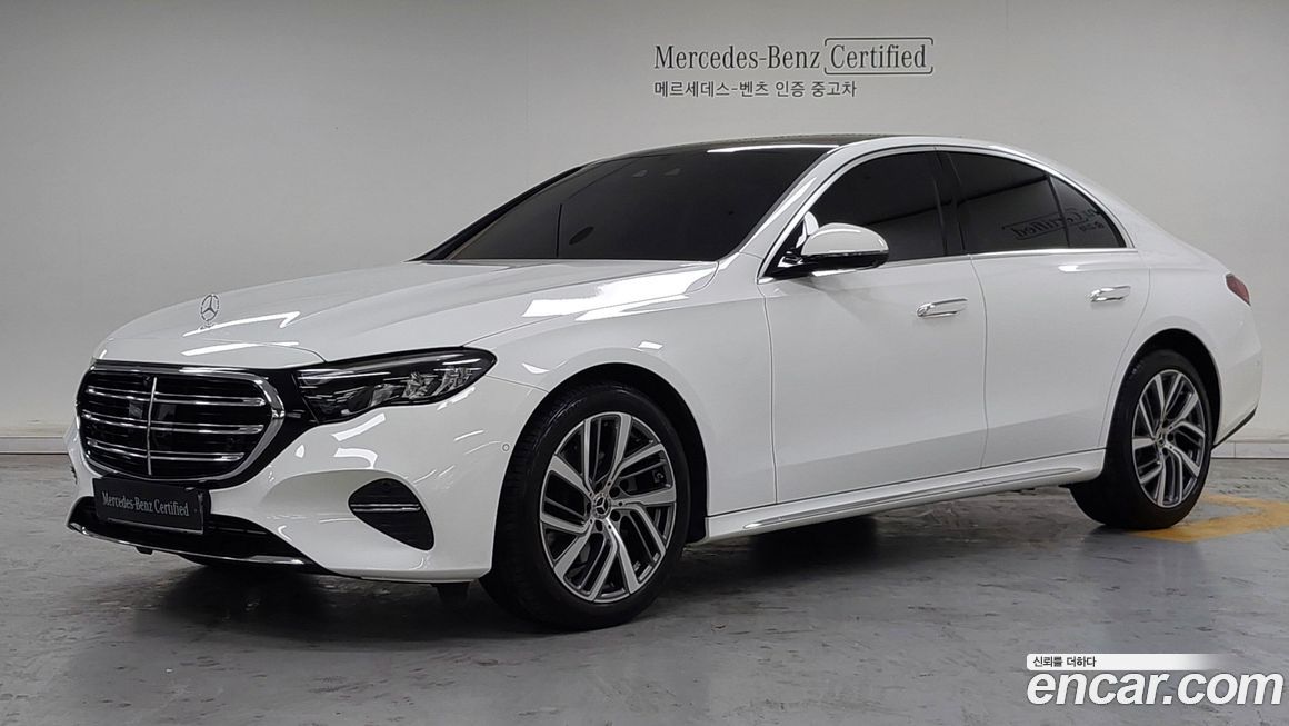 Mercedes-Benz E-Class 2024