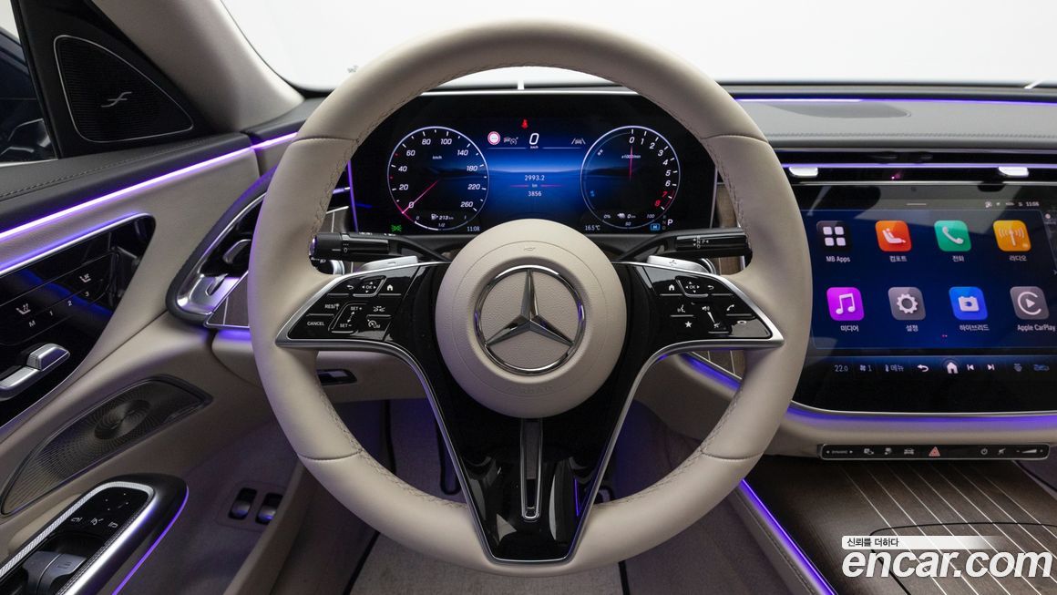 Mercedes-Benz E-Class 2025