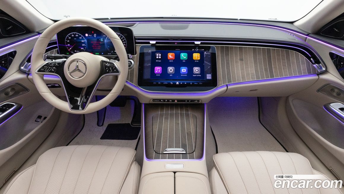 Mercedes-Benz E-Class 2025