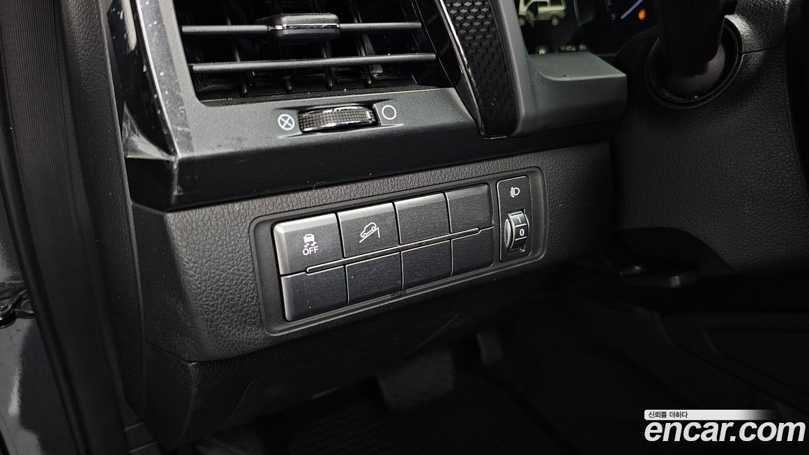 KG_Mobility_Ssangyong Rexton 2020