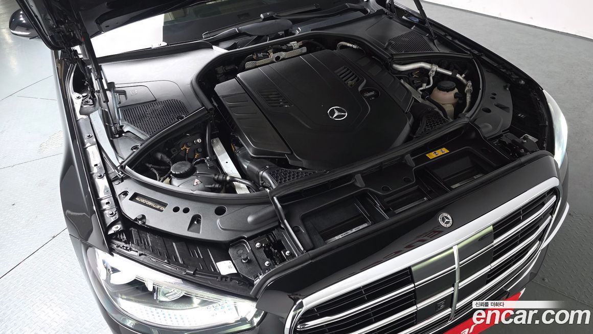 Mercedes-Benz S-Class 2022